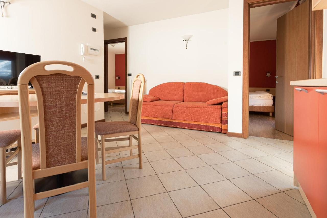 Chalet Kiara - Appartamenti Abar Livigno Ngoại thất bức ảnh