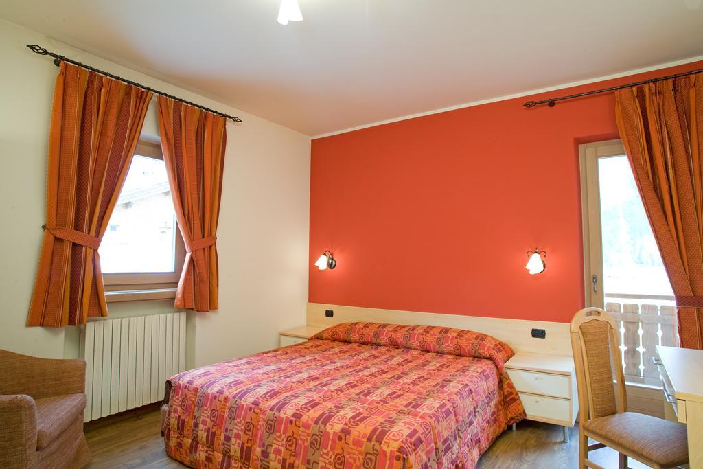 Chalet Kiara - Appartamenti Abar Livigno Phòng bức ảnh