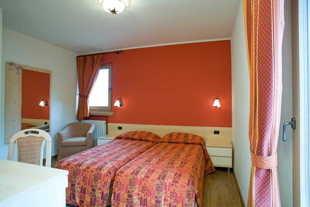 Chalet Kiara - Appartamenti Abar Livigno Phòng bức ảnh